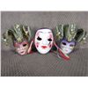 Image 1 : 3 - Painted Face Masks, 1 Ceramic, 2 Plastic - Wall Décor