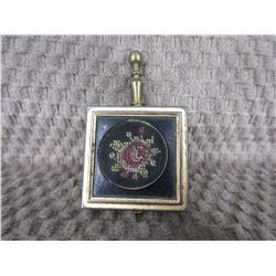 Pocket or Purse Ash Tray