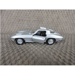 1963 Corvette Maisto 1/38