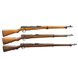3 JAPANESE BOLT ACTION MILITARY RIFLES.