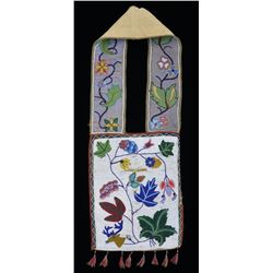 NATIVE AMERICAN BEADED BANDOLIER BAG.