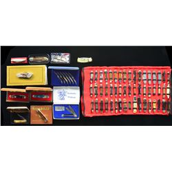 COLLECTIBLE FOLDING KNIVES.