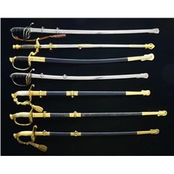 7 20TH CENTURY US SWORDS.