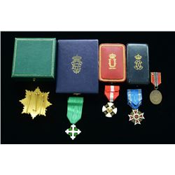 HIGH GRADE FOREIGN MEDAL GROUPING.