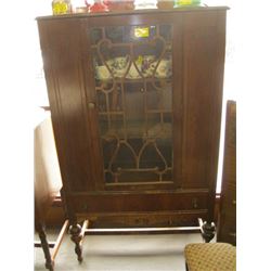 GLASS DOORED CHINA CABINET WITH SINGLE DRAWER