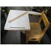 Image 1 : SMALL KIDS WOODEN DESK