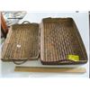 Image 1 : 2 WOVEN TRAYS