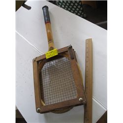 WOODEN HANDLE TENNIS RACKET WITH PRESS (COURT PRINCE BENTLEY)