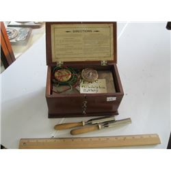 EARLY ELECTRIC STIMULATOR WITH WOODEN BOX