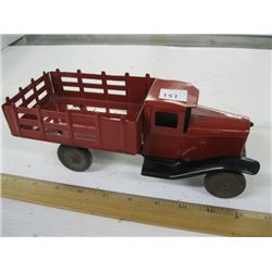 TIN RED/BLACK TRUCK