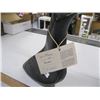 Image 2 : SOAPSTONE CARVING WITH ORIGINAL TAG & SIGNED BY ARTIST