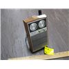 Image 1 : LIQUOR FLASK FALSE RADIO