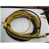 Image 1 : 1 HEAVY DUTY EXTENSION CORD, 1 YELLOW EXTENSION CORD