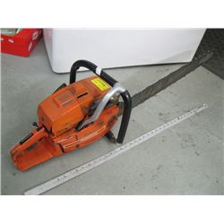 HUSQVARNA PROFESSIONAL GAS POWERED CHAINSAW