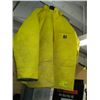 Image 1 : MEDIUM SIZE CARHARTT YELLOW RAIN JACKET