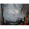 Image 2 : WATERPROOF HIKING BACKPACK