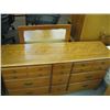 Image 1 : 1 - 9 DRAWER DRESSER WITH MIRROR