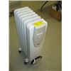 Image 1 : 1 DELONGHI OIL HEATER