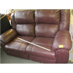 1 BURGUNDY LEATHER LOVESEAT RECLINER