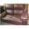 Image 1 : 1 BURGUNDY LEATHER LOVESEAT RECLINER