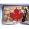 Image 2 : MADE IN CANADA DECORATIVE PLAQUES & PEN HOLDERS