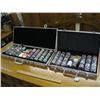 Image 2 : 2 POKER CHIP SETS IN STAINLESS CASES