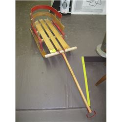 1 COLLECTABLE WOODEN KIDS SLEIGH