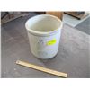 Image 1 : 1 - 3 GALLON ANTIQUE CROCK