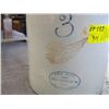 Image 2 : 1 - 3 GALLON ANTIQUE CROCK