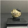 Image 3 : GOLDEN STATE WARRIORS 1975 NBA CHAMPIONSHIP REPLICA RING "BARRY"