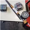 Image 2 : FLY ROD WITH LOT OF FISHING FLIES