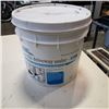 Image 1 : PAIL OF 15 LITRES DRIVEWAY SEALER