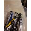 Image 2 : TOTE OF BOX WRATCHETS