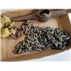 Image 2 : TRAY OF IRON CHAIN AND PICKAXE HEAD