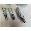 Image 2 : 3 MANUAL IMPACT DRIVERS AND BITS