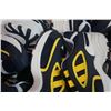 Image 2 : BOX OF KIDS SHOES SIZE 1