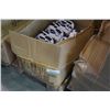 Image 2 : BOX OF KIDS SHOES SIZE 12