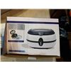 Image 2 : ULTRASONIC CLEANER AND GRUNDIG EMERGENCY RADIO