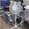 Image 1 : HONEYWELL FLOOR FAN
