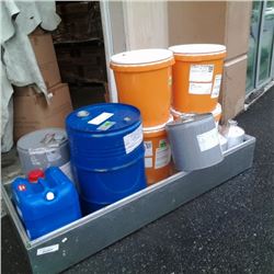 LOT OF VARIOUS CONTAINERS