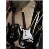 Image 2 : KINGSIZE AIR MATTRESS AND ROCKBAND VIDEOGAME GUITARS