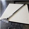 Image 1 : EXTENDABLE FLOOR SCRAPER