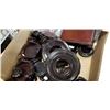 Image 3 : LOT OF SMALL MAHOGANY BASES