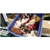 Image 1 : TOTE OF COLLECTOR DOLLS AND MOTORCYCLE MONKEY