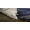 Image 3 : 2 QUILTS AND CUSHIONS