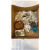 Image 2 : TRAY OF FOSSILS AND SEMI PRECIOUS STONES