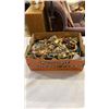 Image 1 : 13 POUND BOX OF JEWELRY