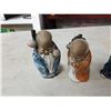 Image 2 : 3 EASTERN FIGURES AND LIDDED DISH