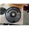 Image 2 : IROBOT ROOMBA WITH CHARGER