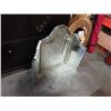 Image 3 : SUN WALL MIRROR AND FOLDING WALL MIRROR